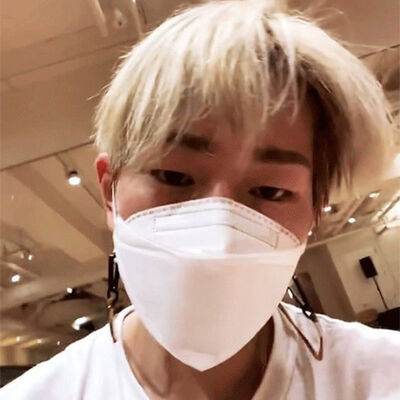 210122 shinee onew vlive