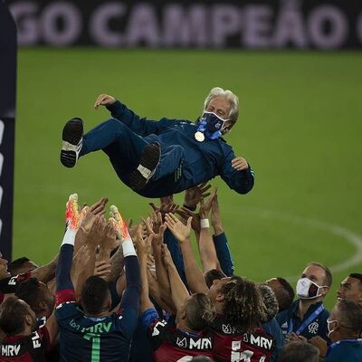 'Nenhum dos técnicos especulados é exatamente igual ao Jorge Jesus'