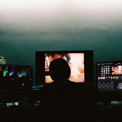 影片製作最後一步的色彩魔術 調光師 蘇佩