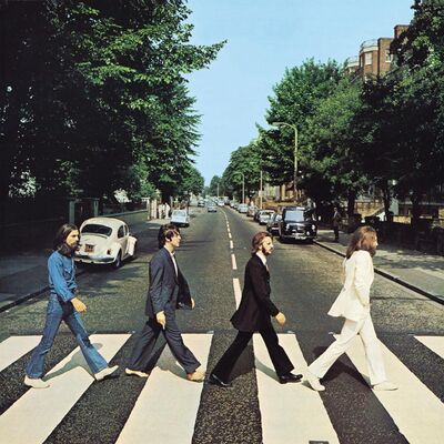 El Club de los Beatles: ¡The Beatles rompieron su propio récord 49 años y 252 días después!