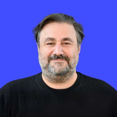 Petros Michopulos - Díky Rakušanovi přestala být s vládou nuda. O Slovensko mám strach