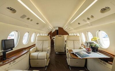 为什么飞机要分头等舱和经济舱？（这几天口腔 溃疡，说话好打卷，海涵大家，谢谢）