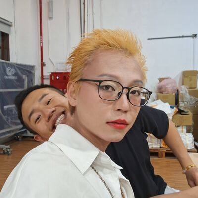 餐飲，母親，我和老公 ft. Calven