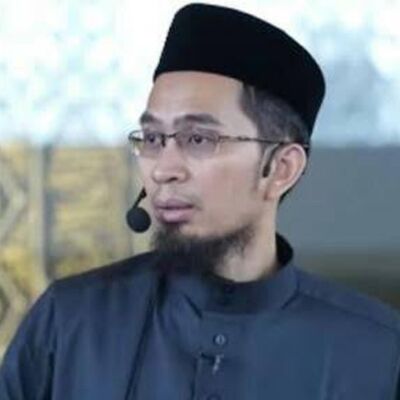 Ust. Adi Hidayat II USIA IDEAL UNTUK ANAK BERPUASA II Kajian Parenting Under 10 Minutes
