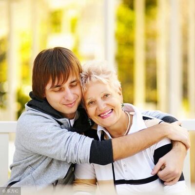 哪一瞬间发现父母老了