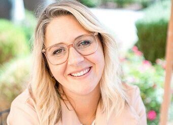 Episode #46 – Finding your Ideal Customer with Mary Pendleton and Hashtag Hero