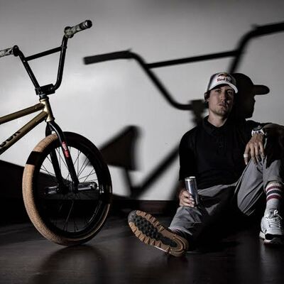 ARA City: How I Got Here, BMX Flatland World Champion Viki Gomez