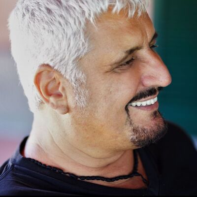 #na Pino Daniele