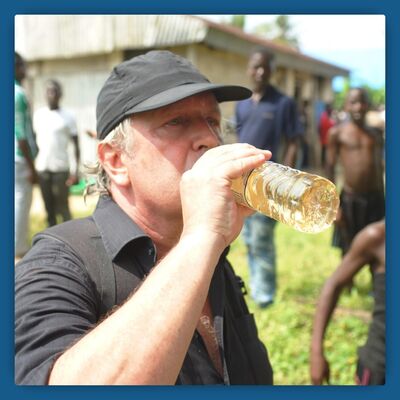 Ontvoerd door gedrogeerde jongens met kalashnikovs in Nigeria