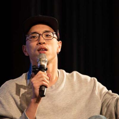  88. 是无趣的产品设计让我们变成了大人（「植物保姆」、「记账城市」制作人 Taco 陈威帆） 