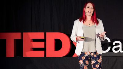 ¿Las vídeo llamadas es lo mejor que podemos hacer  en tiempos de metaverso? | Josephine Eyre