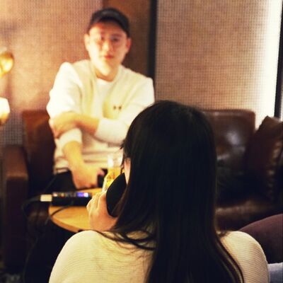 17 歲開始的感情，結束在 29 歲的離婚，現實生活的「童話故事下集」