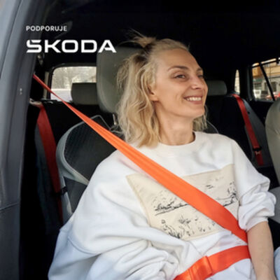 Písni Nafrněná jsem vděčná za životní svobodu, první songy byly vtip, můj cíl nebyl stát se zpěvačkou, říká Bára Poláková