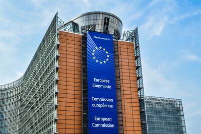 150 – Europa dice