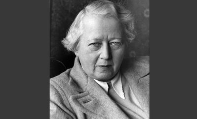 #42 - Pauline Hall - Nooit van gehoord?!