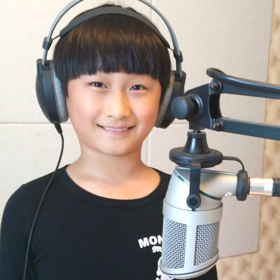 10岁男孩想买千元手链，你如何来劝他？微信公众号【金话筒于霞】