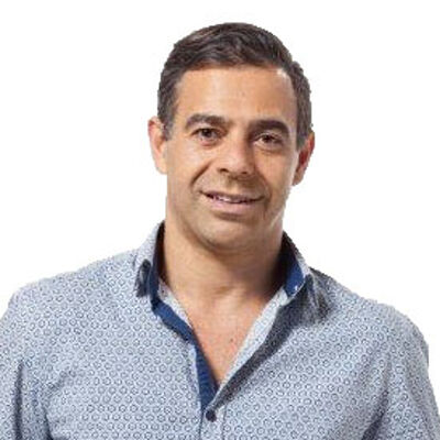 Episode # 65 -  Small is the new big with Ian Ugarte