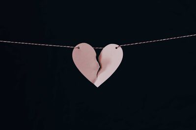 NAME THAT SPACE SOUND: Broken hearts