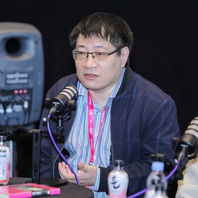 刷10年短视频的人，和看书的人会变成两种生物吗? | 狂喜播客节