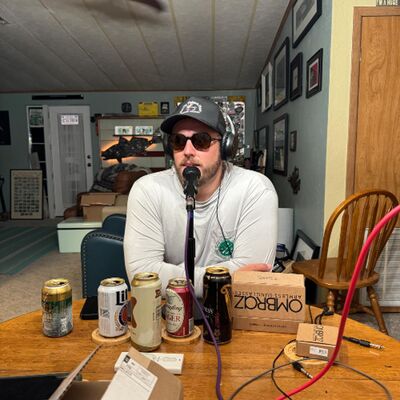 Episode 111 - Canoes, the AT and a Carpenter Bee Spring - 5:19:25, 3.16 PM