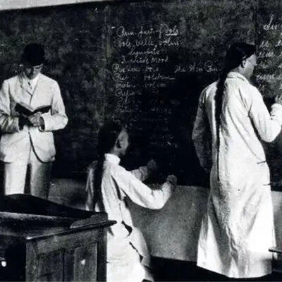 【晚清风云】（31）同文馆之争：“凭什么，要学洋人的东西？”