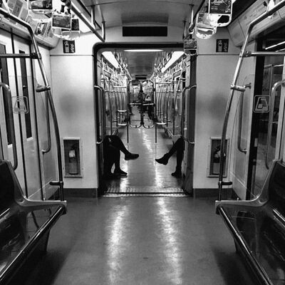 دیوچه اول : به تهران گوش می کنید