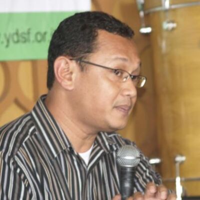 Ayah Irwan Rinaldi Il MENJADI ORANG TUA YANG DIRINDUKAN lI Kajian Parenting 