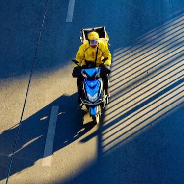 Vol 25 写外卖骑手的人，困在系统里