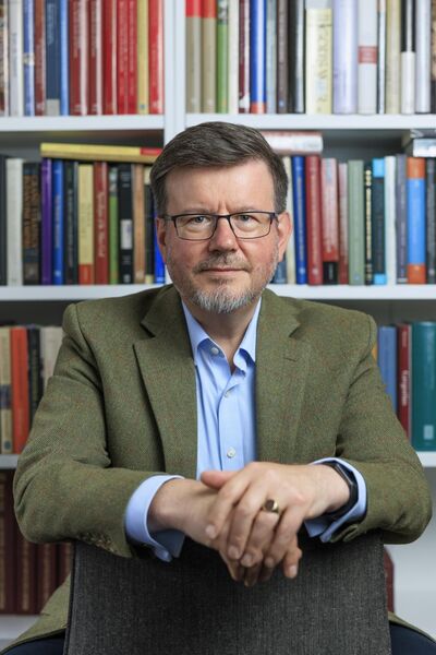 Episode 305 - Isabella of Aragon: Duchess and Dynast with Professor Darius von Güttner