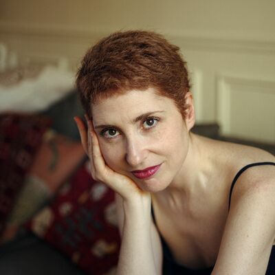 Épisode 2x01 : Géraldine Dormoy « À aucun moment de la maladie je ne me suis sentie moins femme »