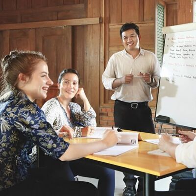 Howie Manns and Jessica Kruk - Indonesian language instruction