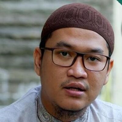 Ust Oemar Mita I Agar Anakmu Sholih l Kajian Parenting 