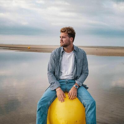 #146: Clément Leroux on Writing, Producing, and Marketing Indie Electronic Music