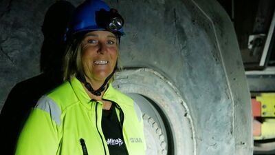 Jessica jobbar 1365 meter under jord