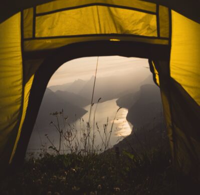 在群山的帐篷里听雨【一小时纯音】适合放松、缓解焦虑、冥想和睡眠