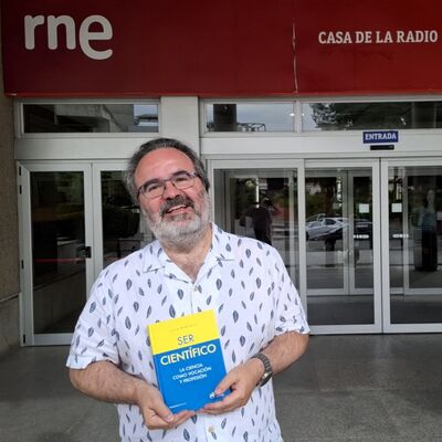 A hombros de gigantes - Quiero ser científico -10/08/2025
