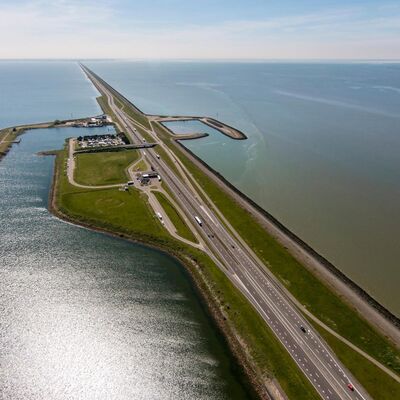 #10 De Afsluitdijk: meesterwerk in de steigers