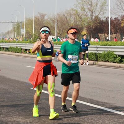 没号码、没跑过、天热不想动，这三人怎么跑的马？