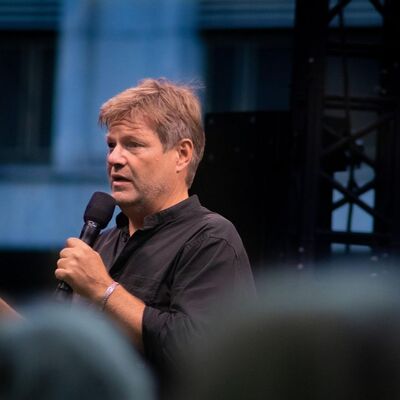 Learn to Lessen the Fear of Public Speaking Because: