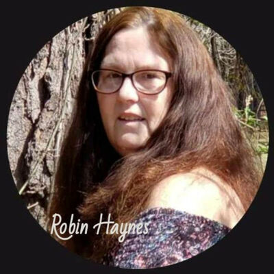 Robin Haynes Is Back! Fun Podcast Discussing Various Supernatural, ET & Cryptid Topics & More!
