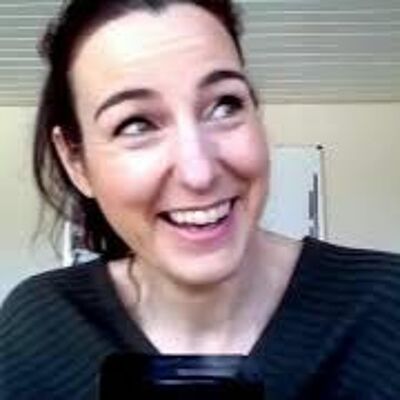 Omgaan met angstige gedachten en onzekerheid door Corona | #100 Maaike Rijk