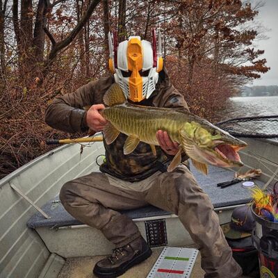 Episode 3 - Chad Bauer - Epic steelhead and a windy day musky