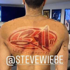 S2E8 -040 - WOBble POD 001