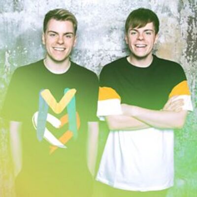 S2 E6: Summer Vibes with Hailee Steinfeld, Years & Years and Clean Bandit