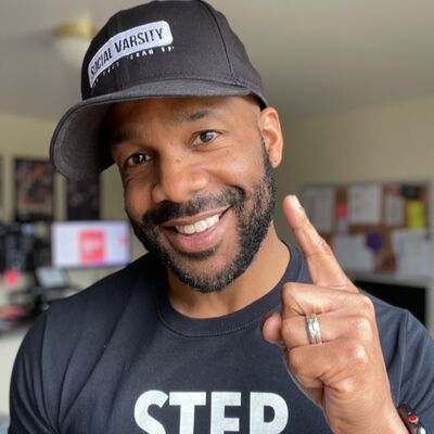 Episode #77 - Heston Roberts from Social Varsity Explains DM Automation