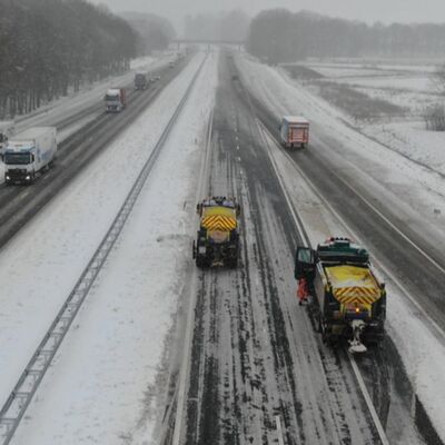 Glad op de weg? Rijkswaterstaat strooit