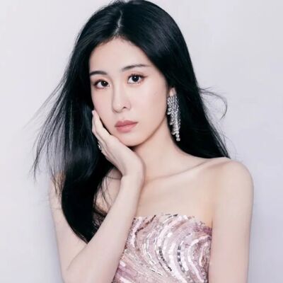 情感留声机-张碧晨《一吻之间》人心，是一点一滴冷的
