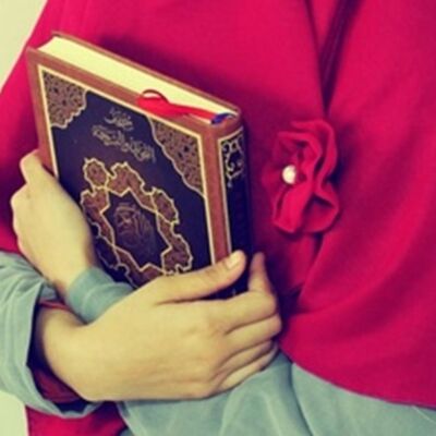 #S3E3 Wanita Dalam Al Quran - Ustadz Budi Ashari, Lc