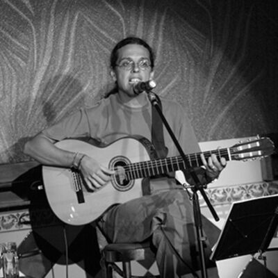 Pedro Guerra: “La guitarra es una prolongación de mi mismo”