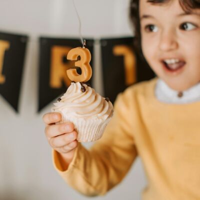 EP110丨闲聊人生和做播客的第三年（3周年特别节目+送福利）